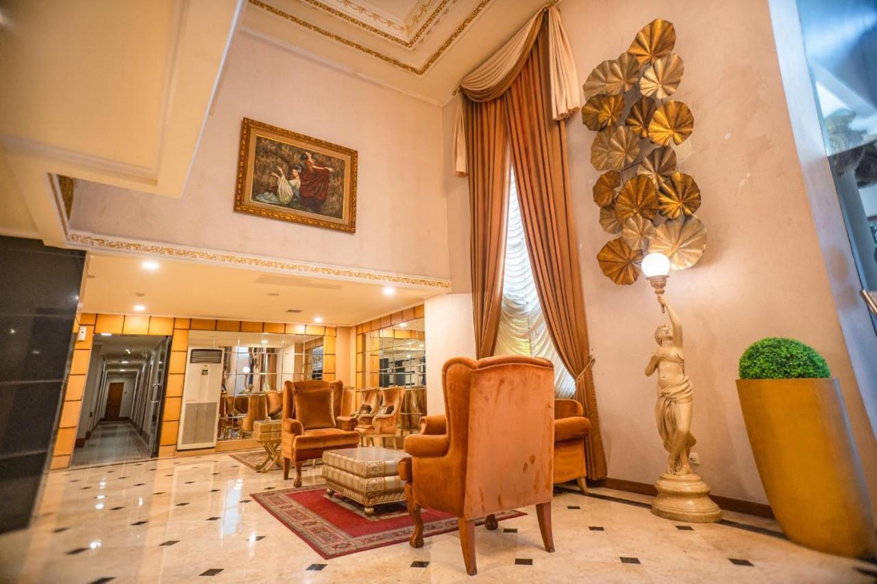 Olympic Hotel Jakarta Kültér fotó