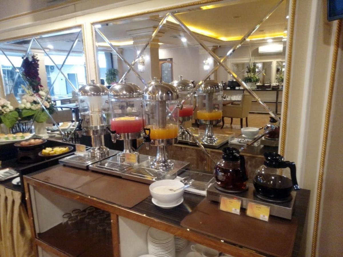 Olympic Hotel Jakarta Kültér fotó