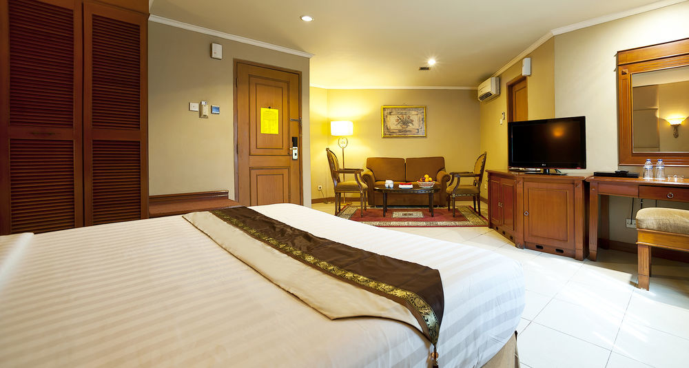 Olympic Hotel Jakarta Kültér fotó