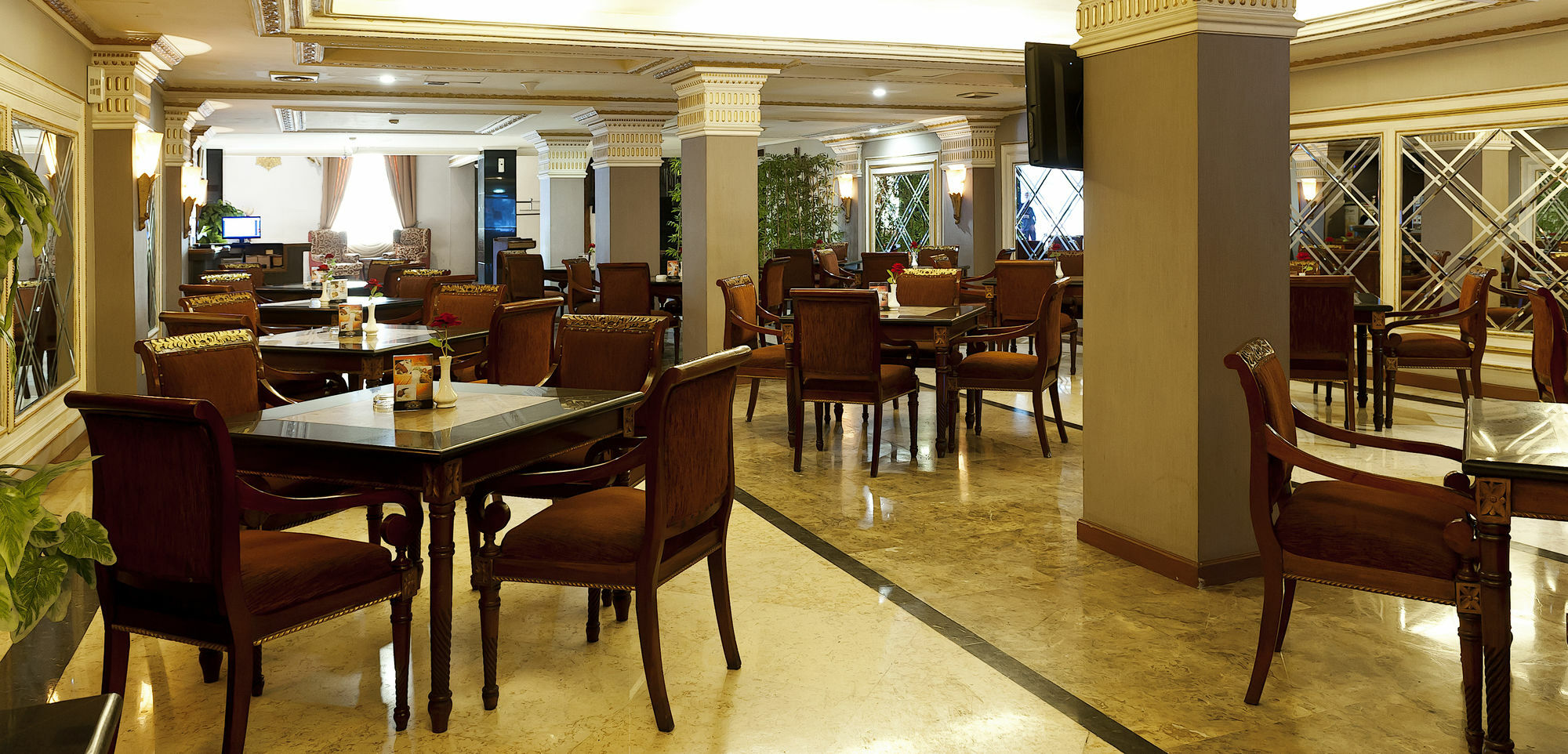 Olympic Hotel Jakarta Kültér fotó